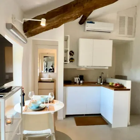 Loft In Panzano Apartment